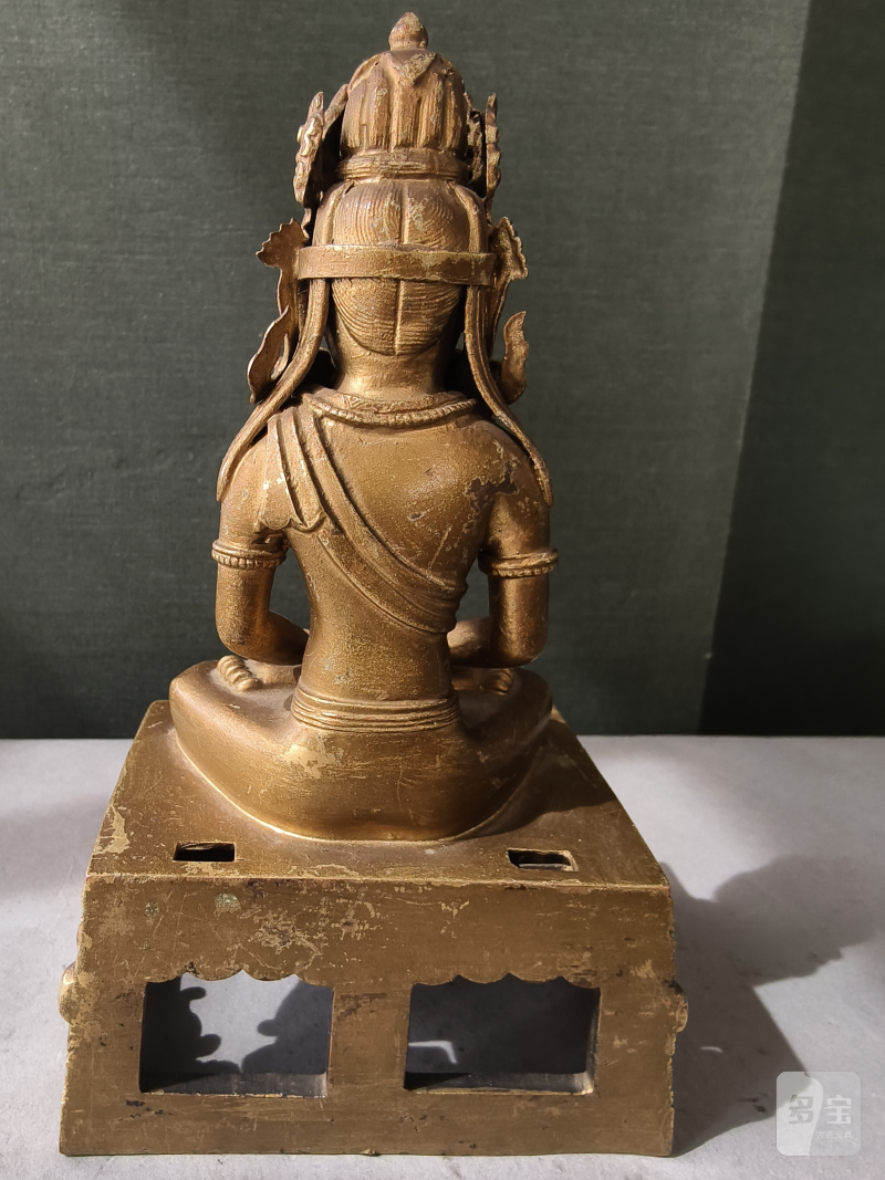A gilt-bronze figure of Amitayus seated on a throne - 图11